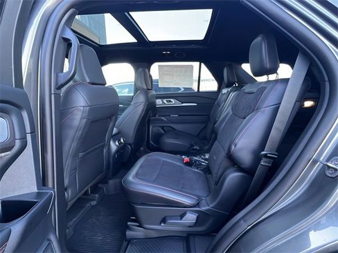 Used 2025 Ford Explorer ST w/ Sun And Sound Package image 13