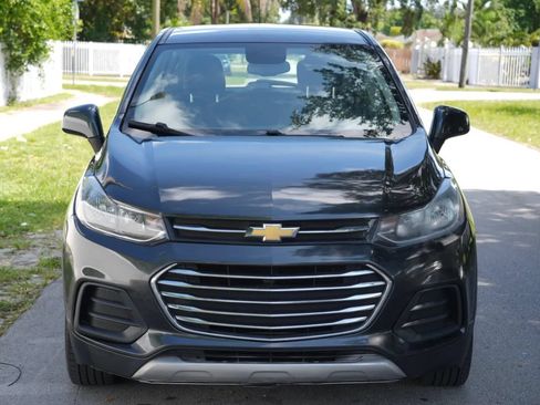 Used 2019 Chevrolet Trax LS FWD image 5