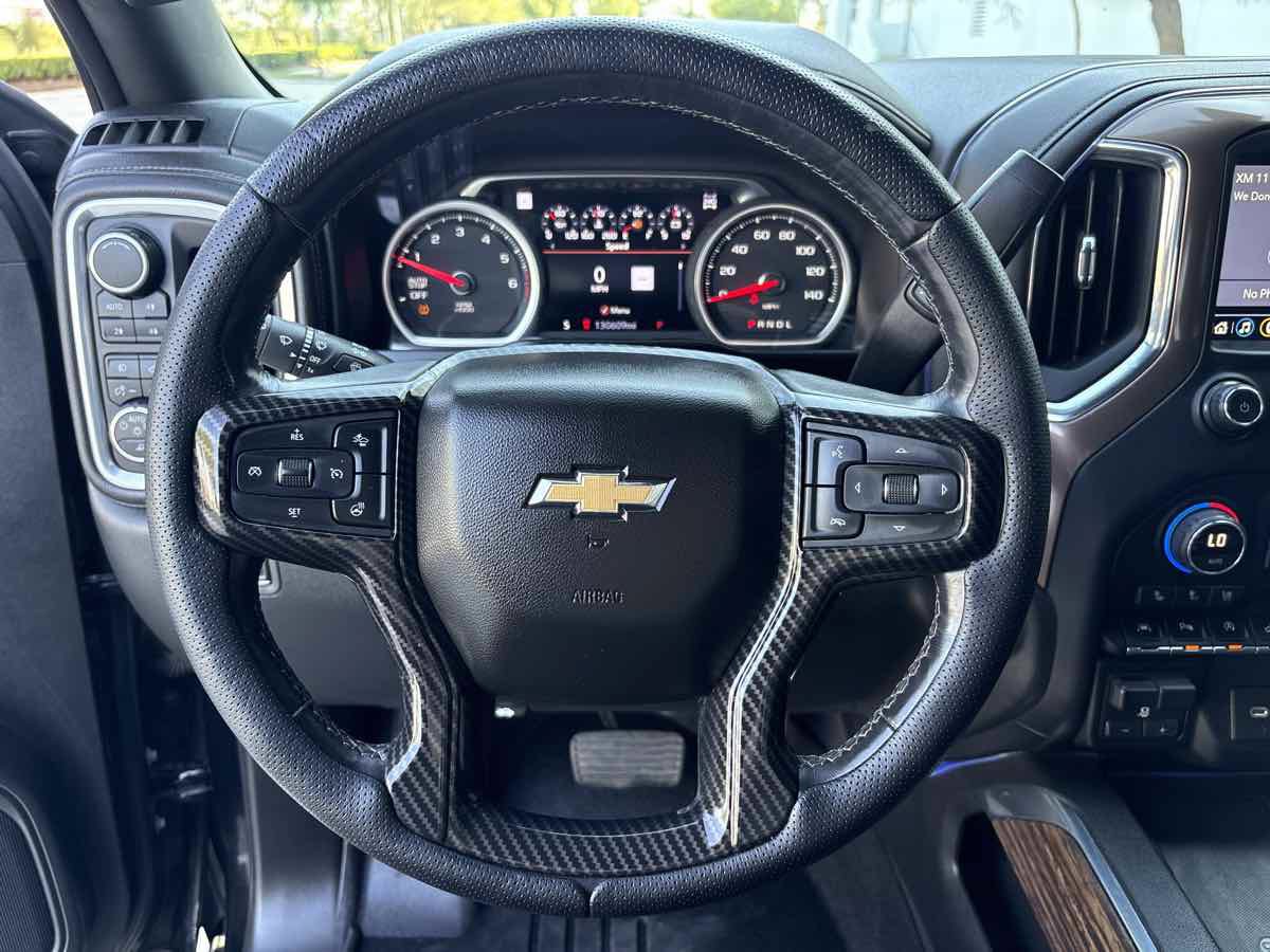 Used 2019 Chevrolet Silverado 1500 High Country w/ Technology Package AWD/4WD image 20