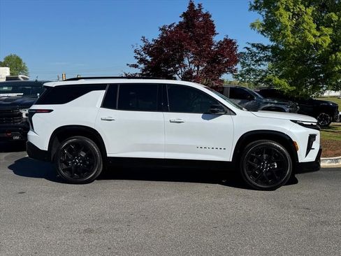 New 2026 Chevrolet Traverse RS FWD image 2