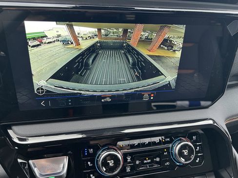 New 2026 GMC Sierra 2500 AT4 image 36