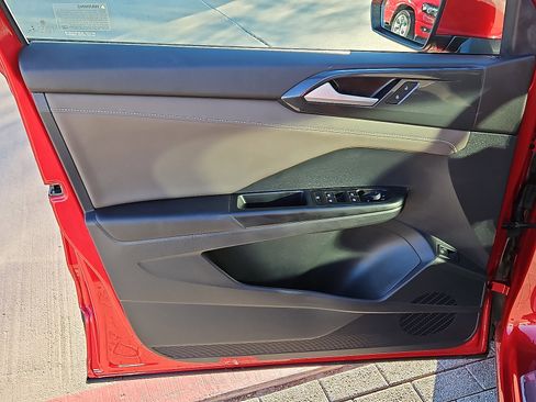 Certified 2023 Volkswagen Taos SEL image 13