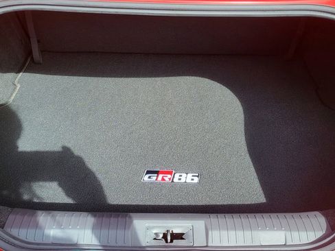 Used 2023 Toyota GR86 Premium image 12