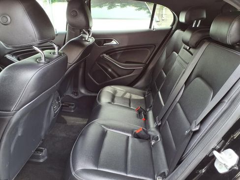 Used 2017 Mercedes-Benz GLA 250 4MATIC image 13