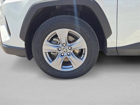 Used 2025 Toyota RAV4 XLE w/ Convenience Package AWD/4WD image 25