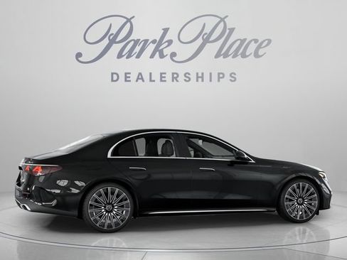 New 2026 Mercedes-Benz E 450 4MATIC Sedan image 21