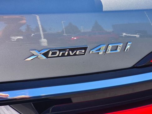 Used 2024 BMW X7 xDrive40i image 16