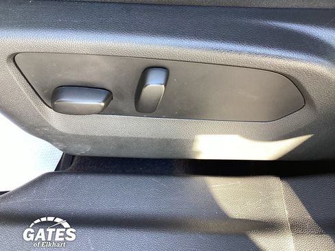 Used 2022 Buick Envision Preferred FWD image 17
