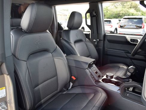 New 2026 Ford Bronco Badlands AWD/4WD image 23