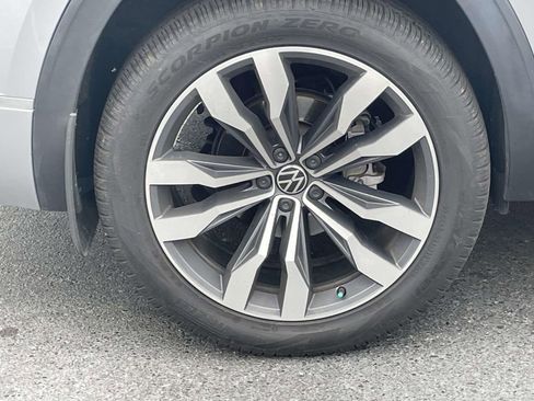 Used 2022 Volkswagen Atlas SEL Premium image 13