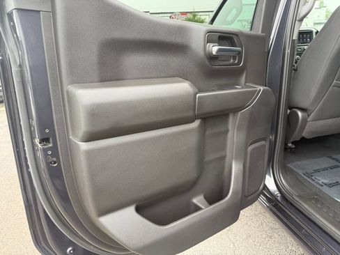 Used 2024 Chevrolet Silverado 1500 Custom Trail Boss w/ LPO, Dark Essentials Package AWD/4WD image 21