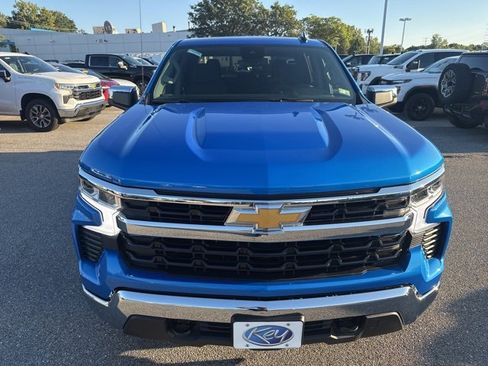 New 2026 Chevrolet Silverado 1500 LT image 2