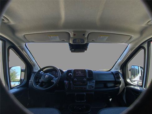 Used 2025 RAM ProMaster 2500 w/ U-Haul Equipment Group FWD image 21