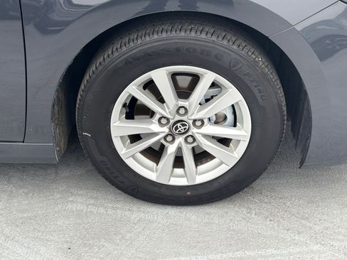 Used 2025 Toyota Camry LE image 29