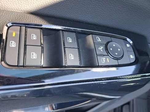 New 2026 Nissan Pathfinder Platinum AWD/4WD image 13