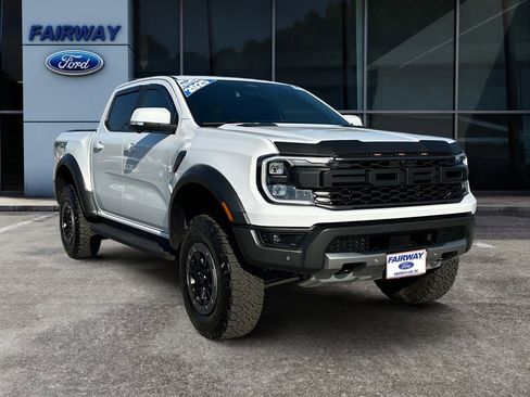 Used 2025 Ford Ranger Raptor image 2