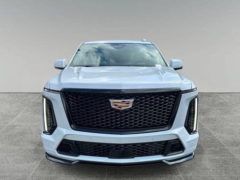 New 2026 Cadillac Escalade ESV V AWD/4WD image 8