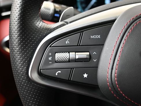 Used 2025 Genesis GV70 2.5T w/ Sport Prestige Package image 26