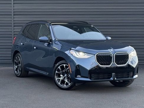 Used 2025 BMW X3 xDrive30i w/ Premium Package image 9