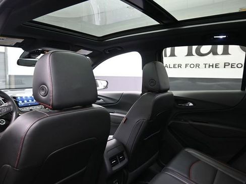 Used 2023 Chevrolet Equinox RS w/ RS Leather Package image 24