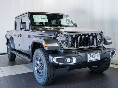 New 2026 Jeep Gladiator Sport AWD/4WD image 1