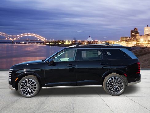 New 2026 Hyundai Palisade Calligraphy FWD image 2