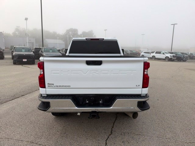 Used 2025 Chevrolet Silverado 2500 LT AWD/4WD image 4