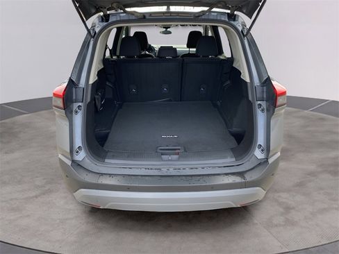 Used 2023 Nissan Rogue S image 18