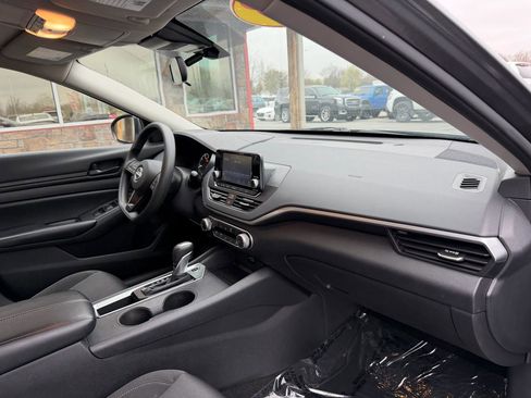 Used 2023 Nissan Altima 2.5 S image 20