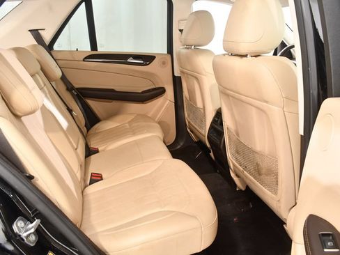 Used 2018 Mercedes-Benz GLE 350 4MATIC image 19