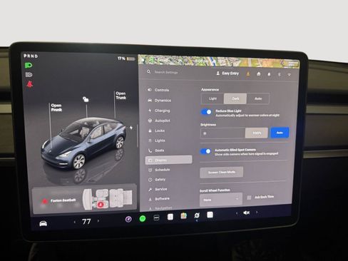 Used 2024 Tesla Model Y Long Range AWD/4WD image 22