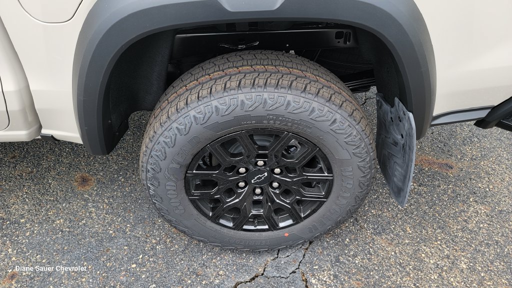 New 2026 Chevrolet Colorado Trail Boss AWD/4WD image 8