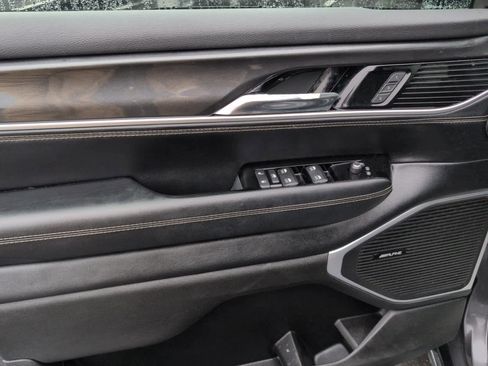 Used 2022 Jeep Wagoneer Series I w/ Premium Group I image 13