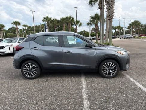 Used 2023 Nissan Kicks SV FWD image 14