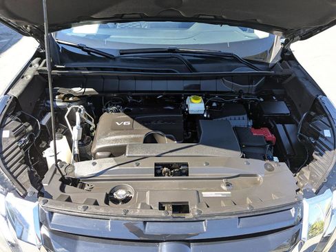Used 2022 Nissan Pathfinder S AWD/4WD image 45