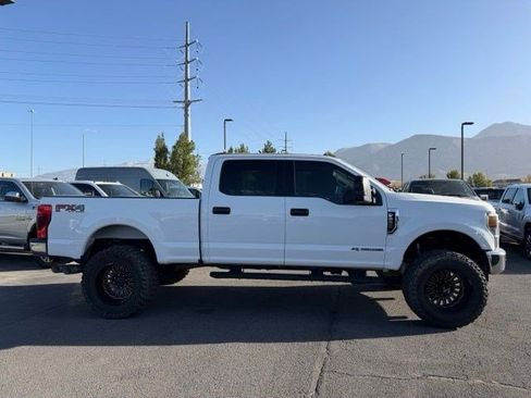 Used 2020 Ford F250 XLT w/ FX4 Off-Road Package AWD/4WD image 8