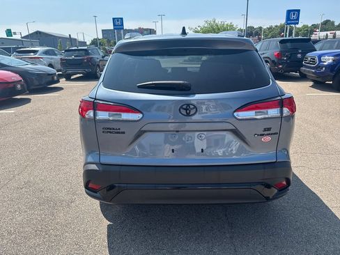 Used 2025 Toyota Corolla Cross AWD Hybrid image 11