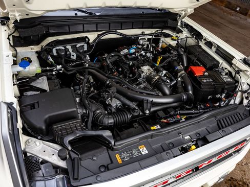 Used 2026 Ford Bronco Outer Banks AWD/4WD image 41