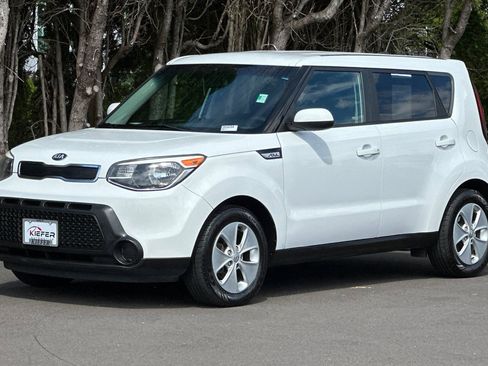 Used 2015 Kia Soul FWD image 8