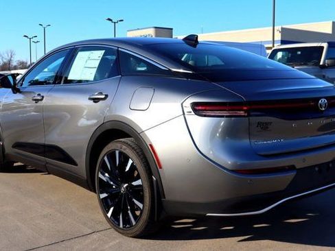 Used 2026 Toyota Crown Platinum image 3