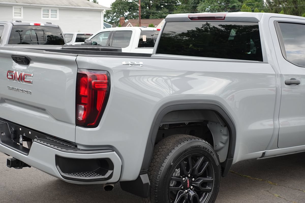 Used 2024 GMC Sierra 1500 Pro w/ Graphite Edition AWD/4WD image 11