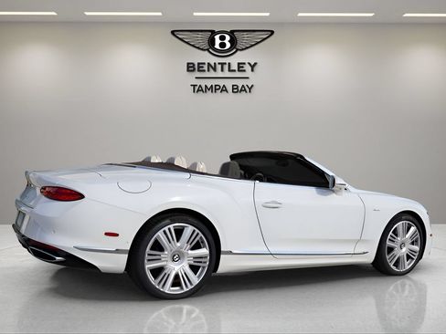 New 2026 Bentley Continental GTC AWD/4WD image 10