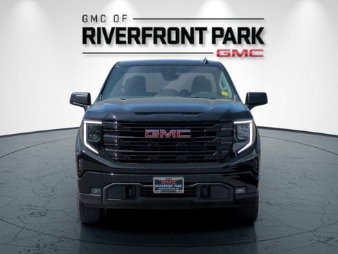 New 2026 GMC Sierra 1500 Elevation AWD/4WD image 8