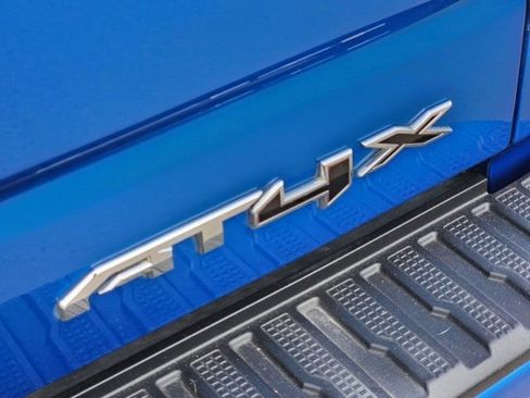 Used 2022 GMC Sierra 1500 AT4X image 10