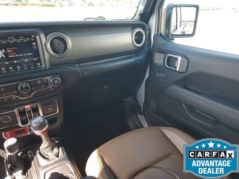 Used 2023 Jeep Gladiator Rubicon w/ LED Lighting Group image 13