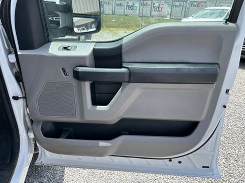 Used 2019 Ford F250 XL w/ Power Equipment Group RWD image 28