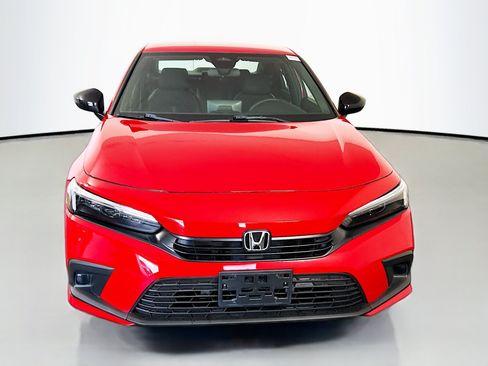 Used 2022 Honda Civic Sport image 2
