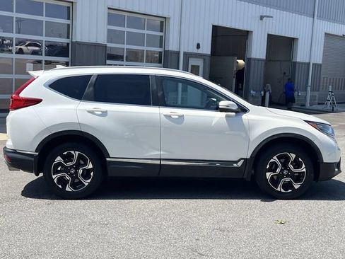 Used 2018 Honda CR-V Touring image 14