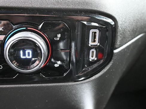 Used 2022 Chevrolet Silverado 1500 RST image 20