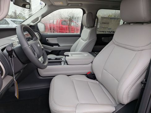 New 2025 Ford Expedition Max Active image 21